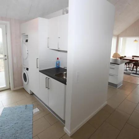 Uniquely Located With Sea View-sj675 *