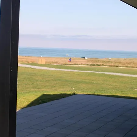 Uniquely Located With Sea View-sj675 Holiday home *